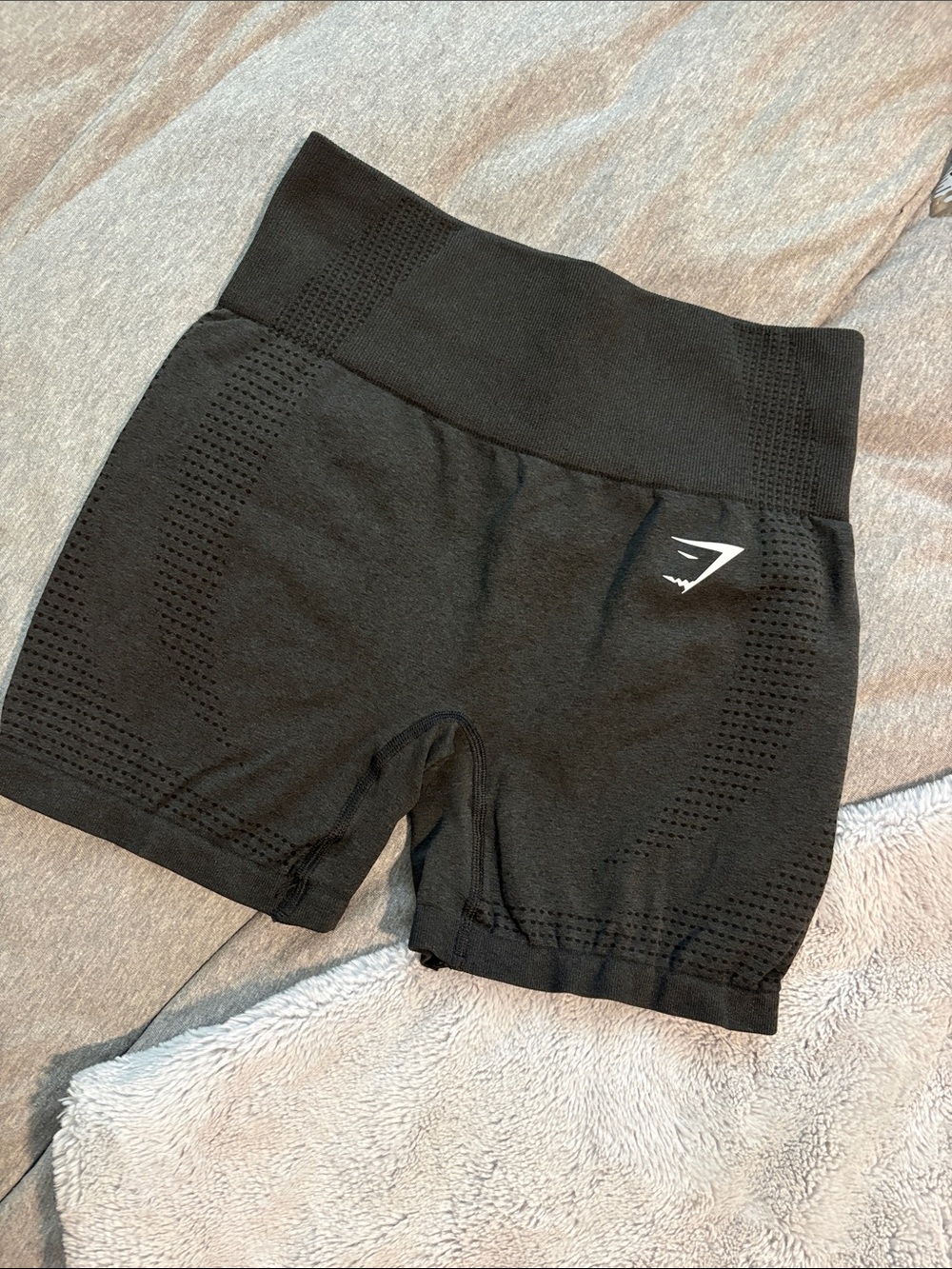 EUC Gymshark Black Seamless High Waist Athletic Shorts size M